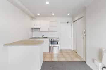 7B/18 Ronwood Avenue, Manukau