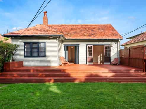 63 Riverside Drive, Waiwhetu