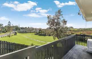 34 Lendenfeld Drive, Papatoetoe