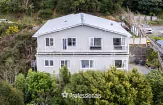15 Holborn Drive, Stokes Valley