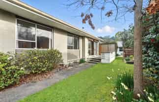 1/8 Pawaho Place, Heathcote Valley