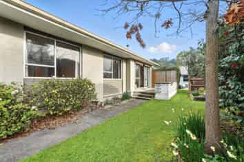 1/8 Pawaho Place, Heathcote Valley