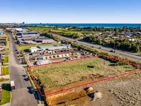 Rare Earth at New Plymouths Northern Gateway