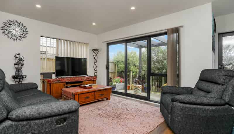 51 Black Beech Crescent, Takanini