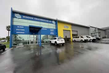 Stylish Albany Showroom + Warehouse - 819sqm