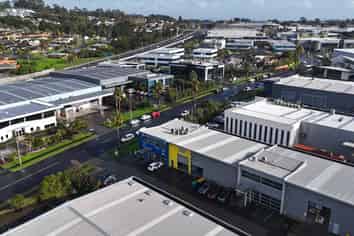 Stylish Albany Showroom + Warehouse - 819sqm
