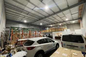 Stylish Albany Showroom + Warehouse - 819sqm