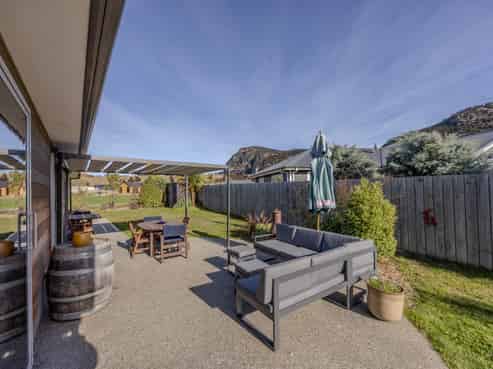 4 Kingfisher Crescent, Albert Town