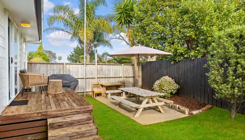 8  Percy Graham Drive, Tuakau
