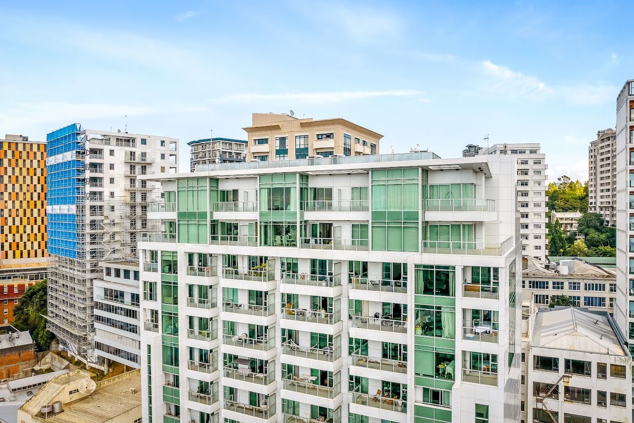 Luxury Penthouse Living with Iconic Views - Visning 3