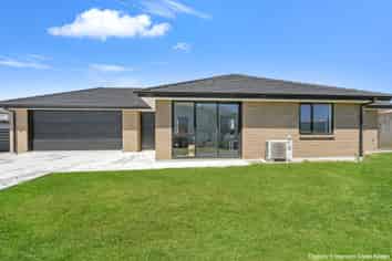 104 Moulson Street, Strathern