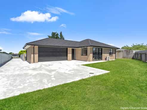 104 Moulson Street, Strathern