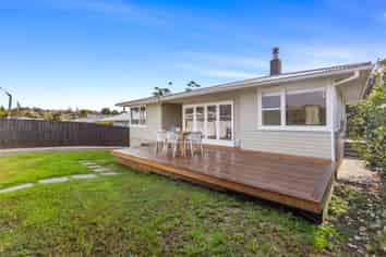 5 Maybelle Place, Kelston