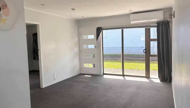 2/81 White Swan Road, Mount Roskill