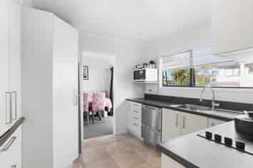 2/81 White Swan Road, Mount Roskill