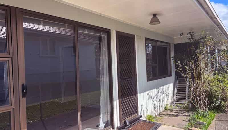 2/81 White Swan Road, Mount Roskill