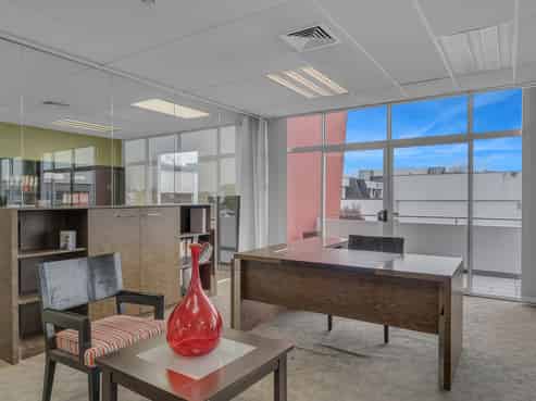 368sqm of fantastic office space – Available now!