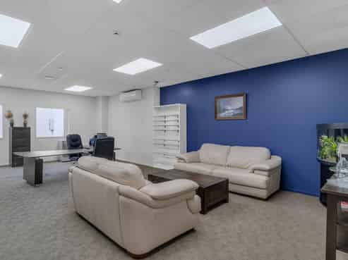 368sqm of fantastic office space – Available now!