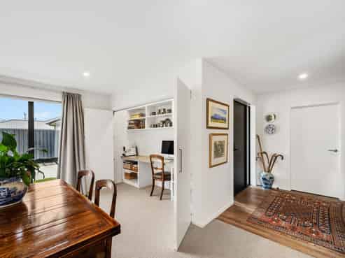 4 Gards Place, Alexandra
