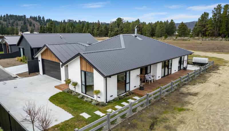 4 Gards Place, Alexandra