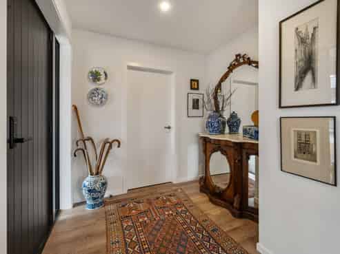 4 Gards Place, Alexandra