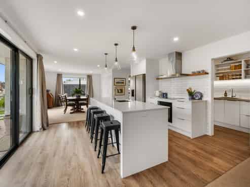 4 Gards Place, Alexandra