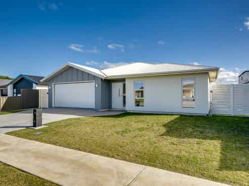 10 Cassin Place, Taradale
