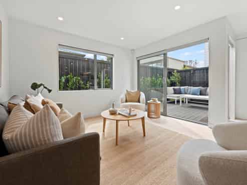 98E Forrest Hill Road, Forrest Hill