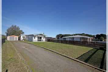 8 Hennsessy Street East, FOXTON BEACH