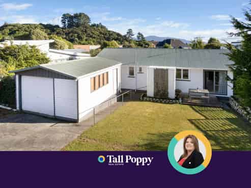 6 Kaitawa Crescent, Paraparaumu