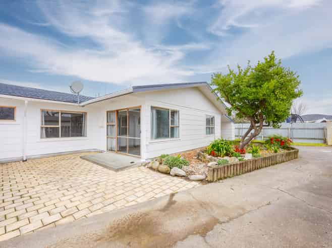 2/17 Ranfurly Street, Tamatea