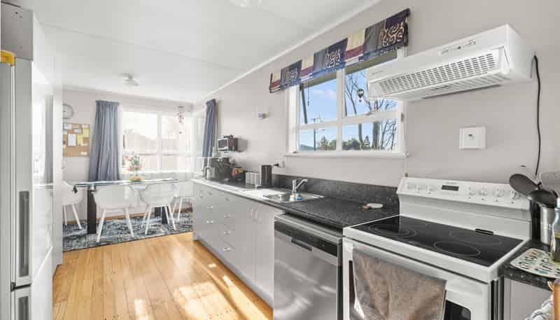 7 Johnson Street, Bulls