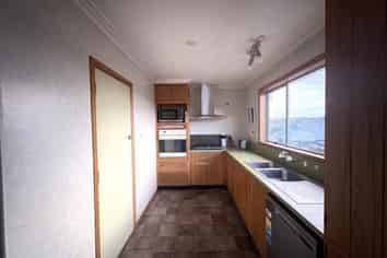 1 Thomson Avenue, Dinsdale