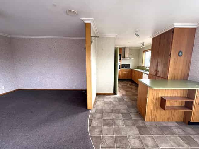 1 Thomson Avenue, Dinsdale