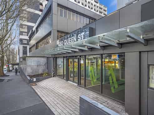 Major landholding of 4,234sqm on Queen Street