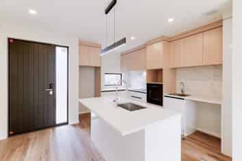 16E Roseman Avenue, Mount Roskill