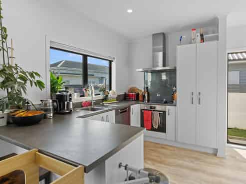 5/17 Waerenga Road, Otaki
