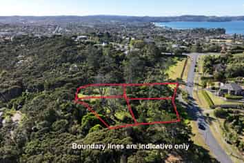 2 Matheson Road, Red Beach