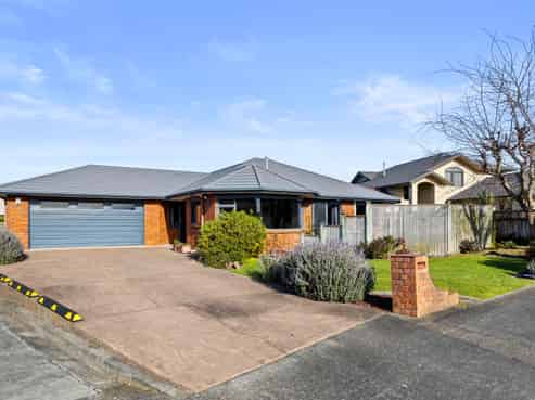 20 Ursula Drive, Feilding
