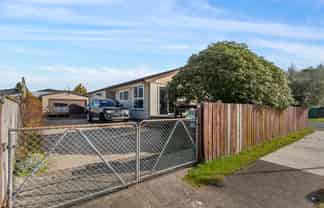 27 Te Rangitautahanga Road, Turangi