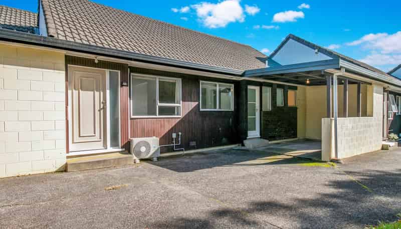 2/68 Clayburn Road, Glen Eden
