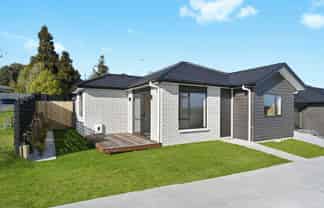 1/1 Mitcham Avenue, Forest Lake