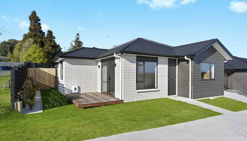 1/1 Mitcham Avenue, Forest Lake