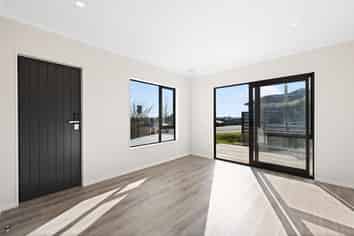 1/1 Mitcham Avenue, Forest Lake