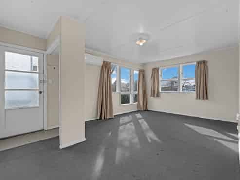 76 Cambridge Terrace, Papatoetoe