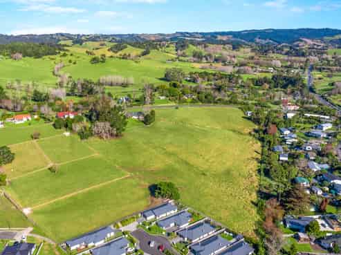 MORTGAGEE SALE: Mixed suburban development site