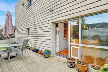 25A Bell Street, TAWA