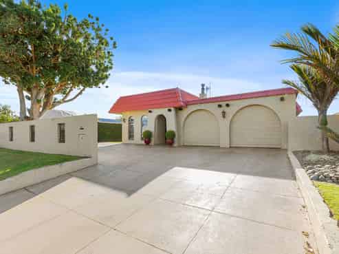 341 Levers Road, Matua
