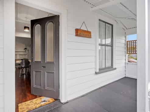 39 Station Road, Kamo
