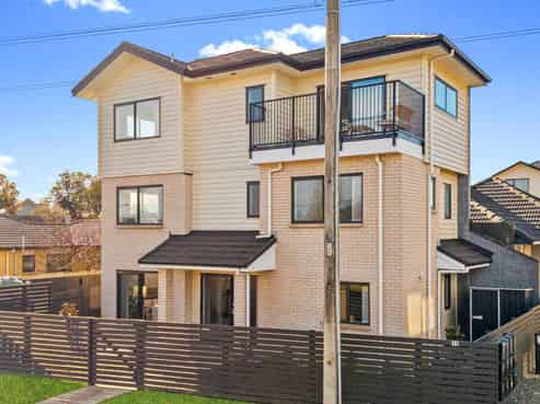 1/30 Calvert Avenue, Mangere East